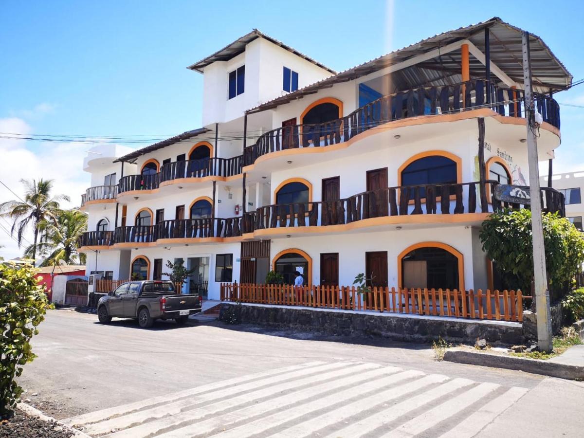 Hostal Sandrita Puerto Villamil Buitenkant foto