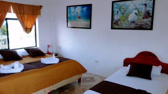 Hostal Sandrita Puerto Villamil Buitenkant foto
